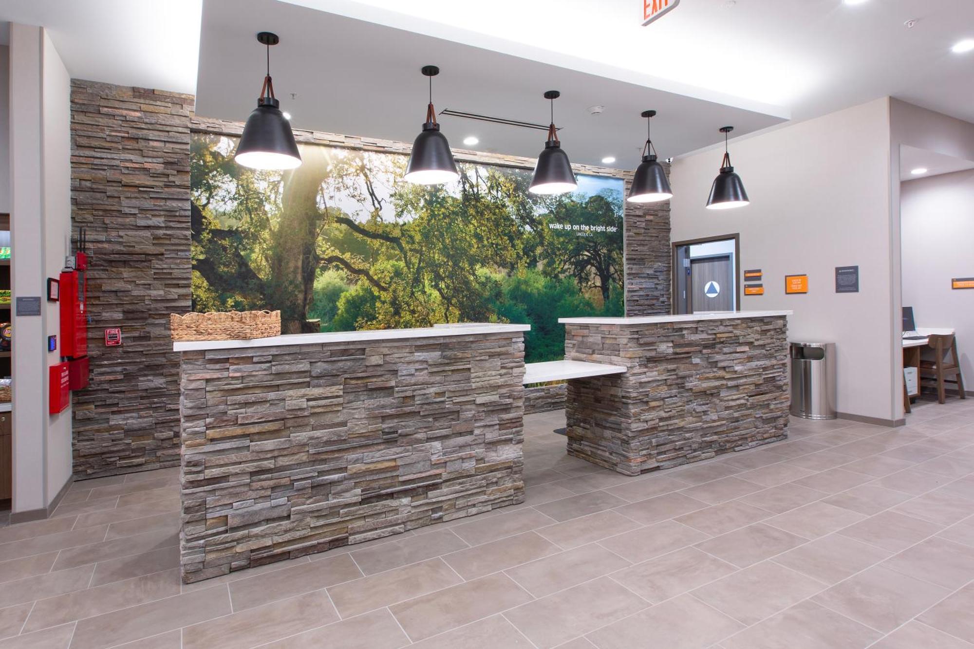 La Quinta Inn And Suites By Wyndham Lincoln Esterno foto