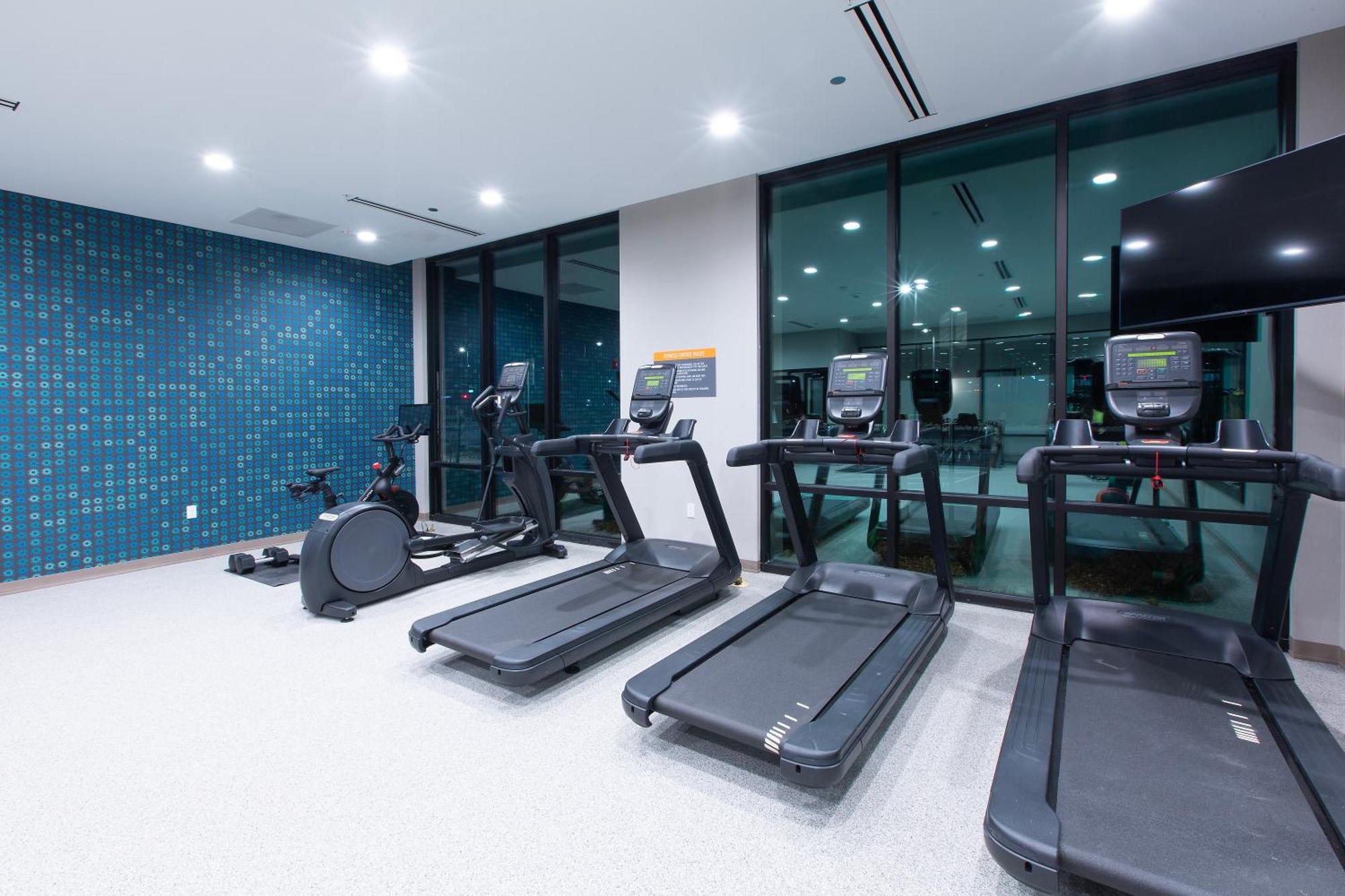 La Quinta Inn And Suites By Wyndham Lincoln Esterno foto