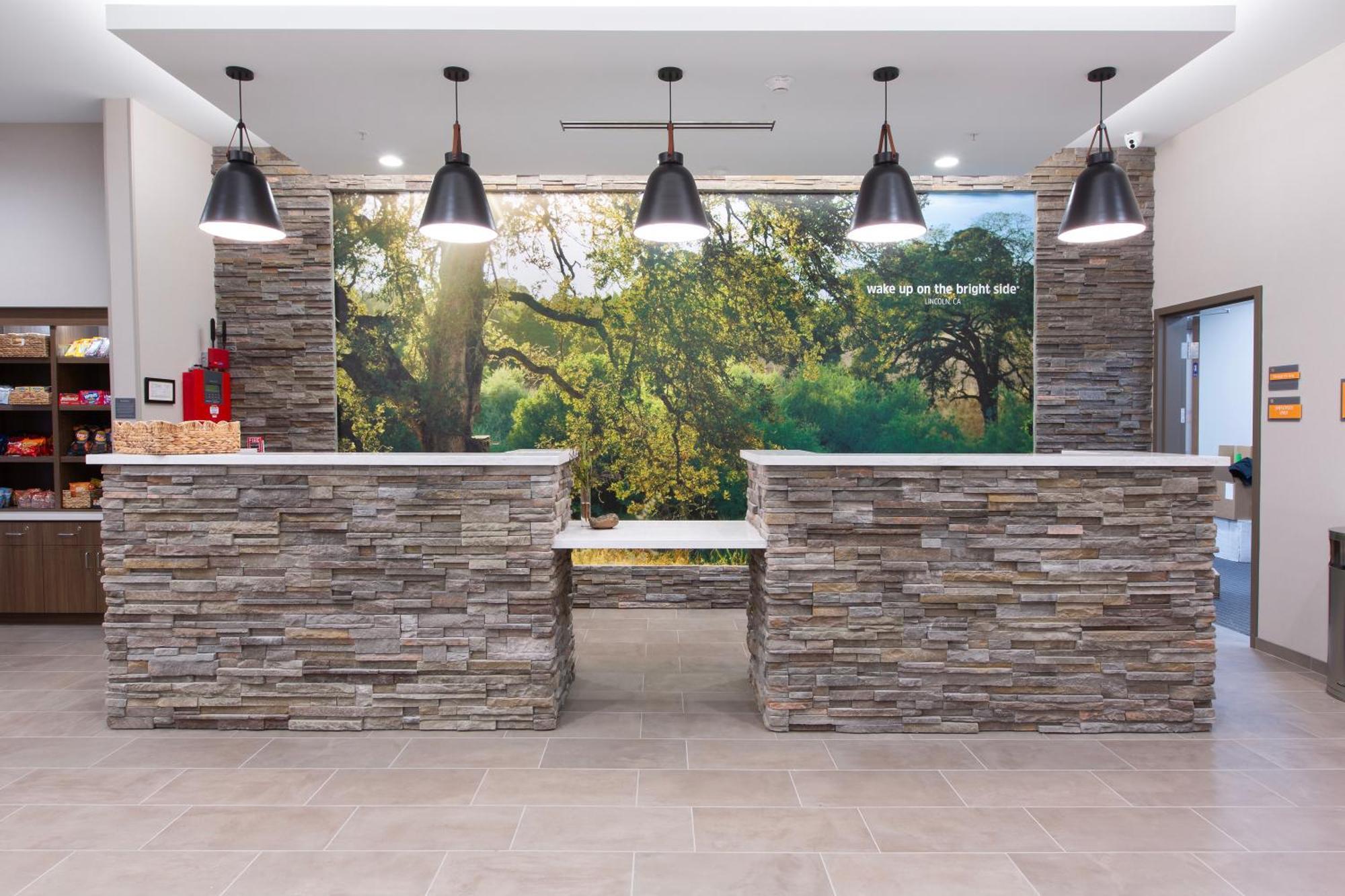 La Quinta Inn And Suites By Wyndham Lincoln Esterno foto
