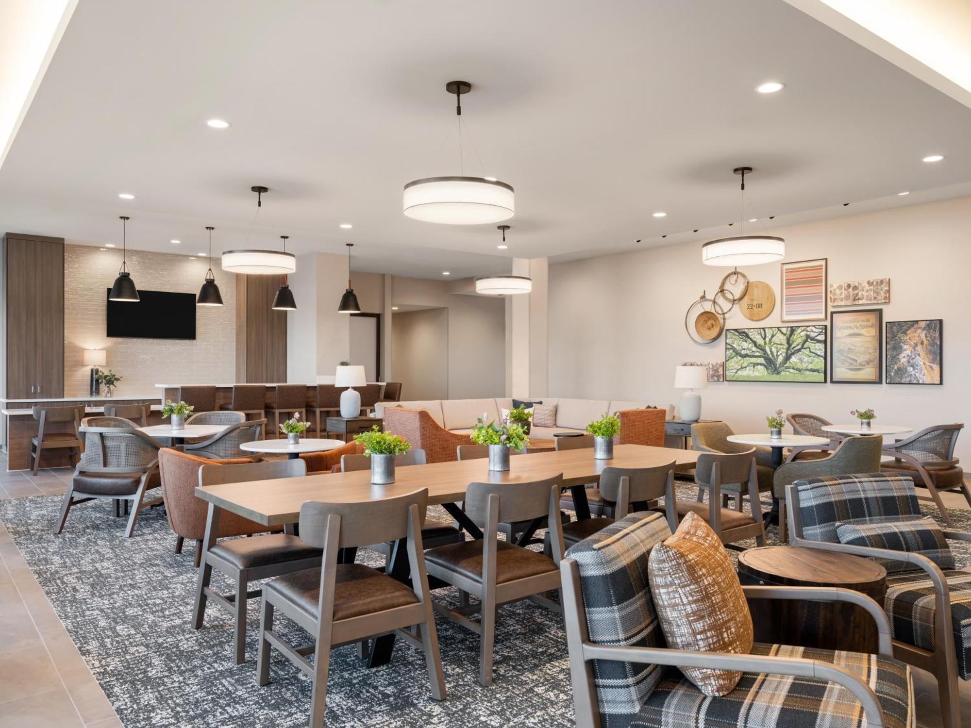 La Quinta Inn And Suites By Wyndham Lincoln Esterno foto