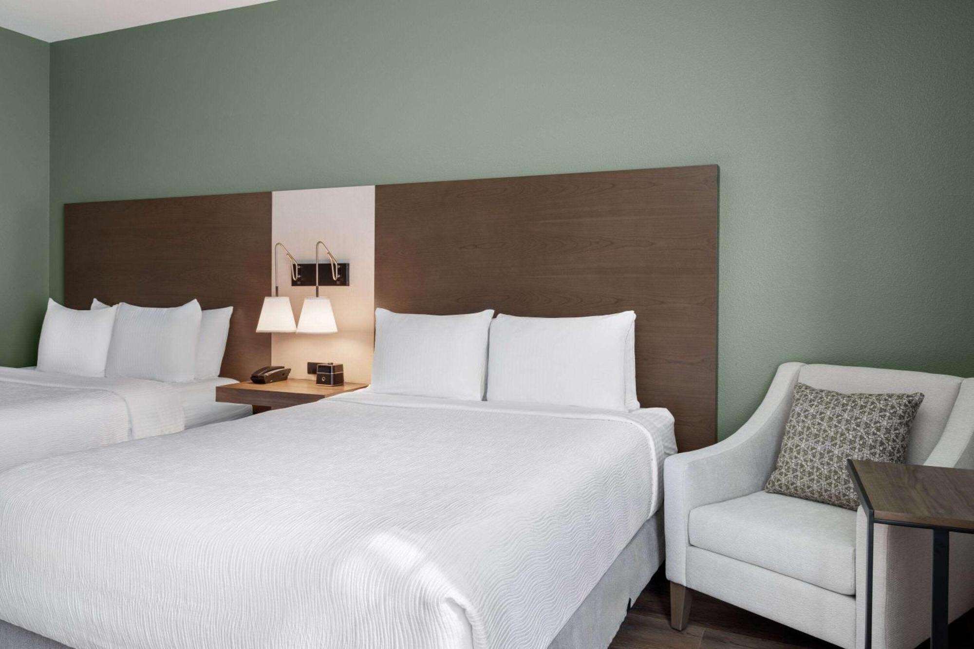 La Quinta Inn And Suites By Wyndham Lincoln Esterno foto