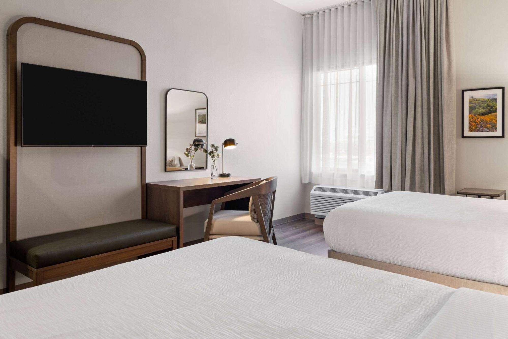 La Quinta Inn And Suites By Wyndham Lincoln Esterno foto