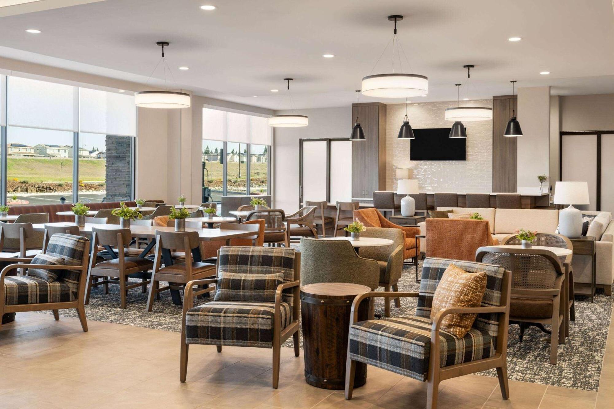 La Quinta Inn And Suites By Wyndham Lincoln Esterno foto
